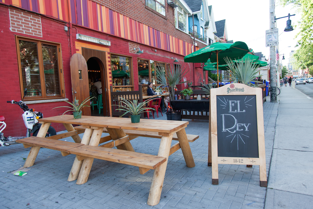 El Rey - Patio