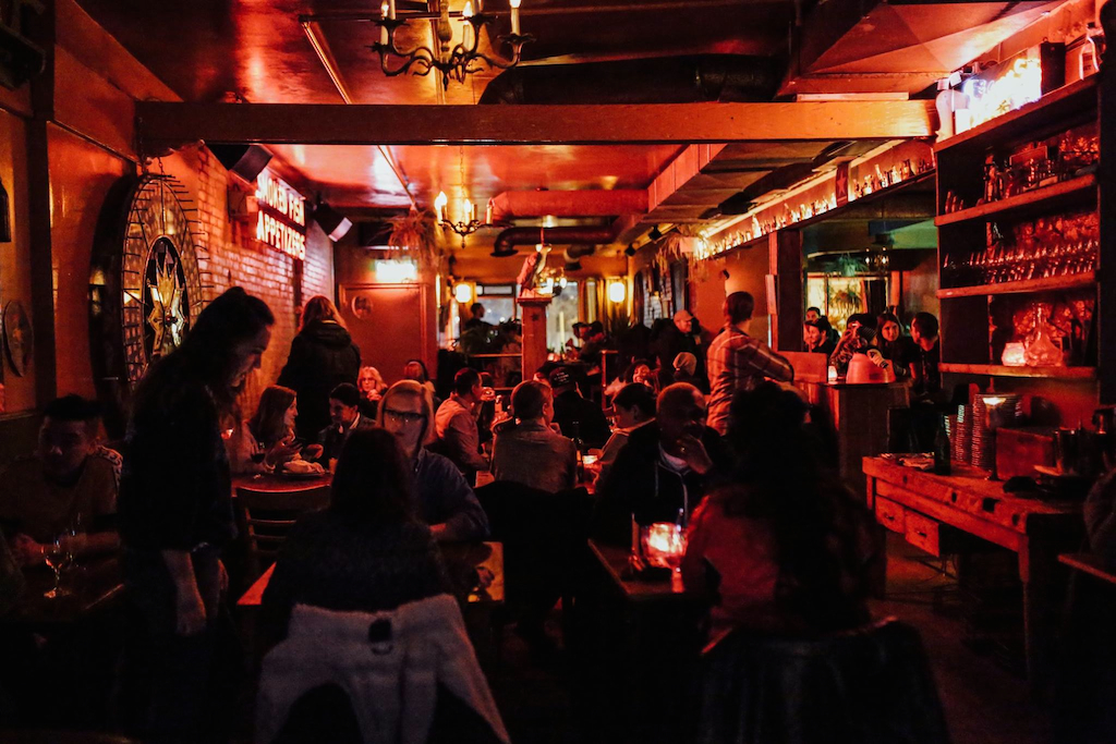 TennesseeTavern-Nightservice