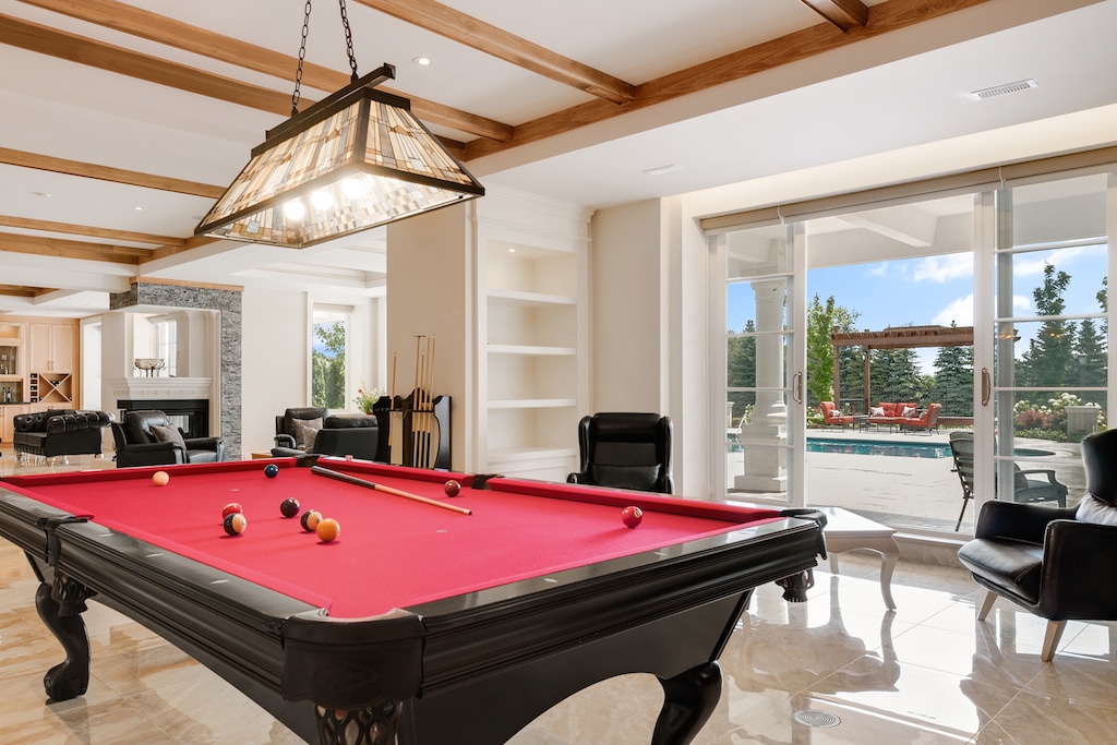 45 Kensington Dr.