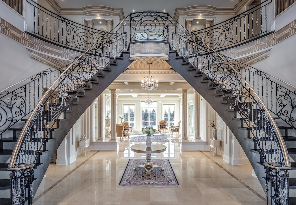 45 Kensington Dr