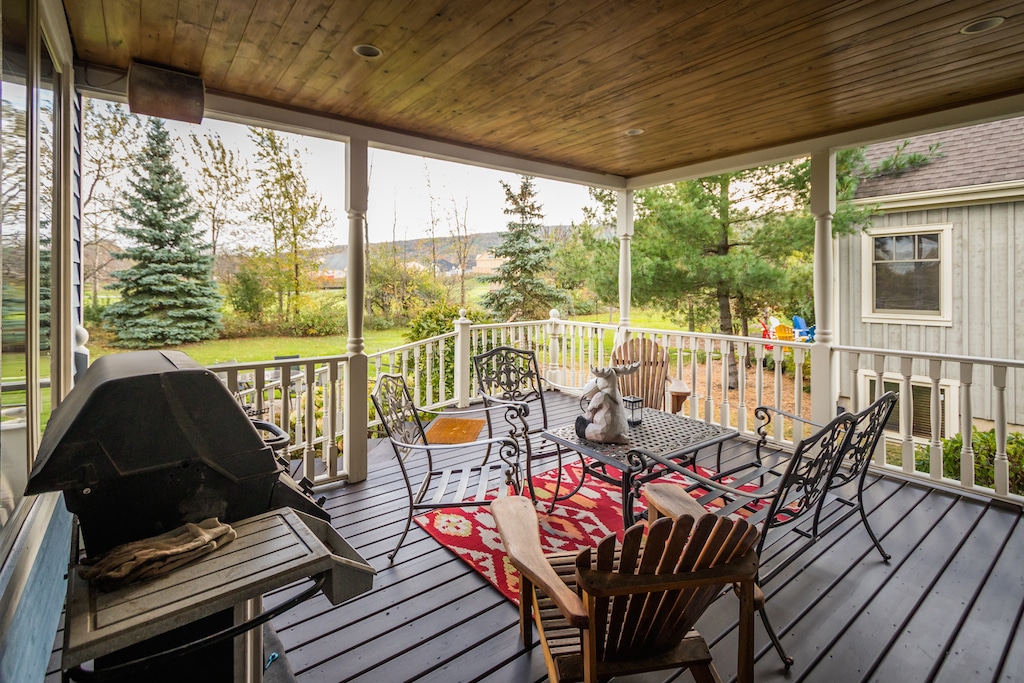 214 Snowbridge Way