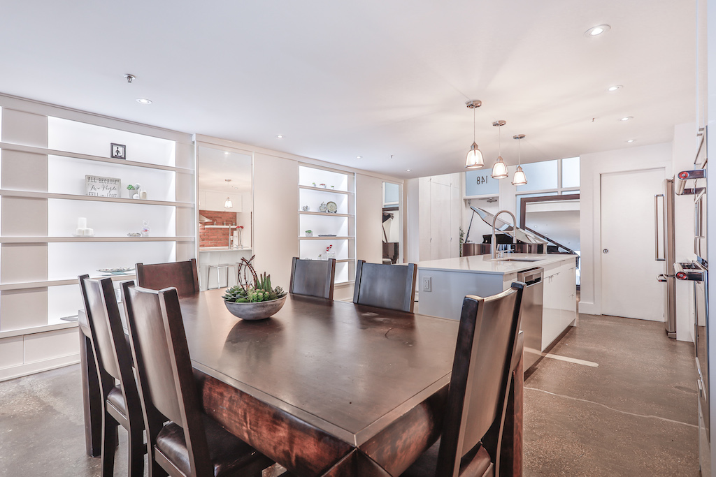 1159 Dundas St. E.
