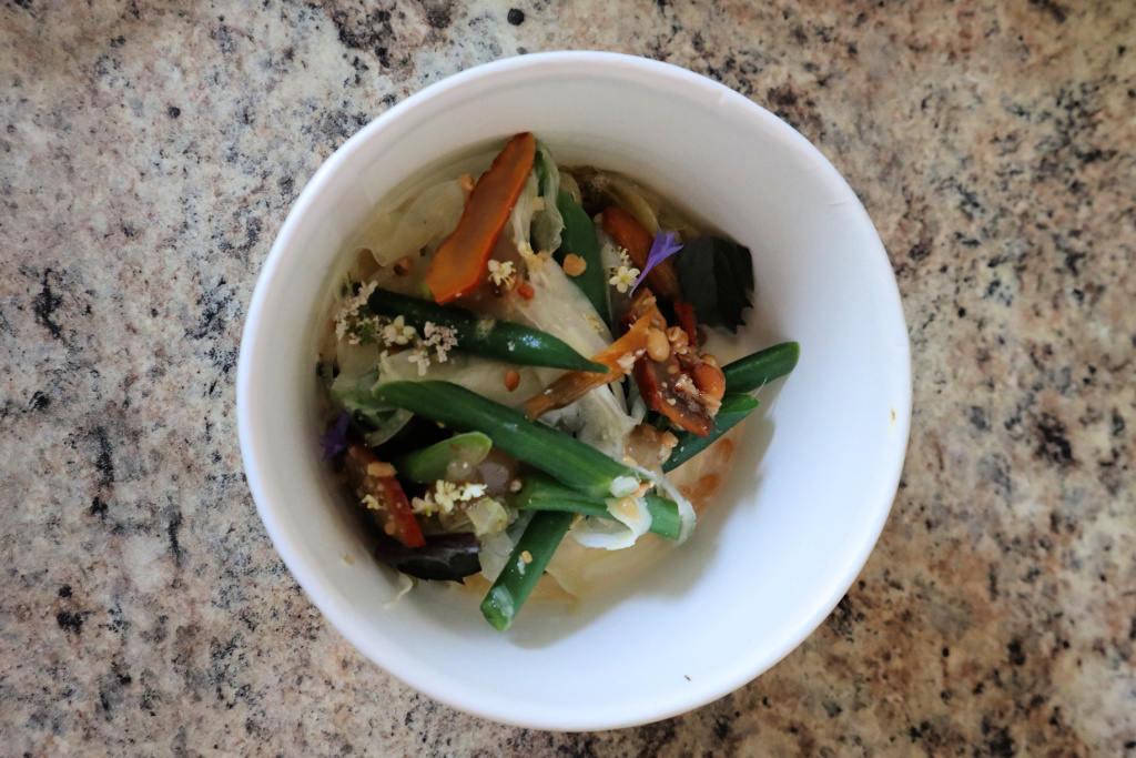 auberge avec canoe green bean salad