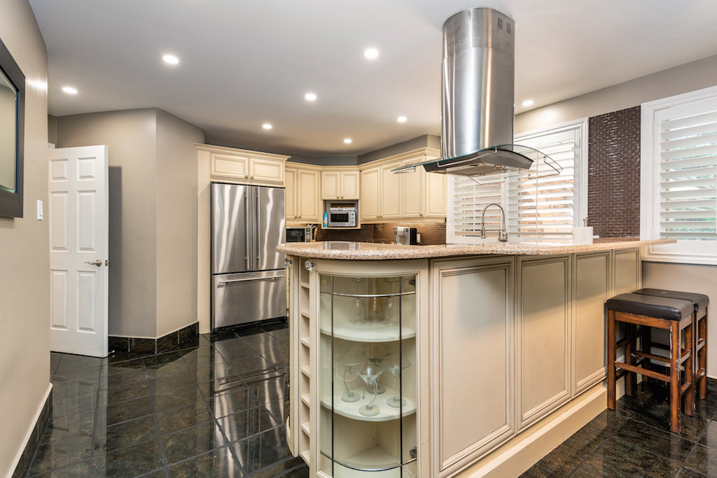 13235 Caledon King Townline S.