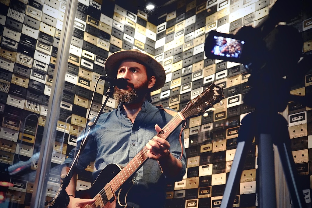 Live music at Tonight Bar