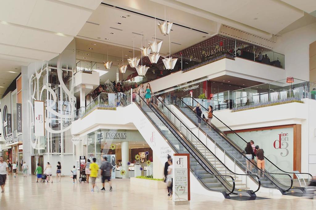 yorkdale foot locker