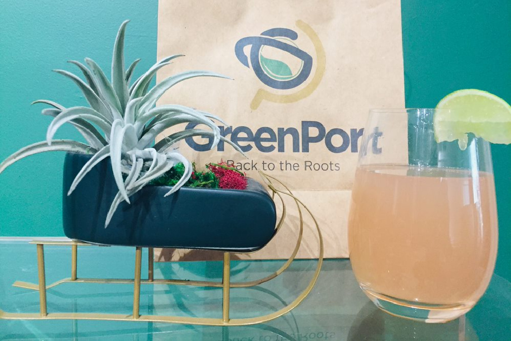 Greenport new year's eve cocktail
