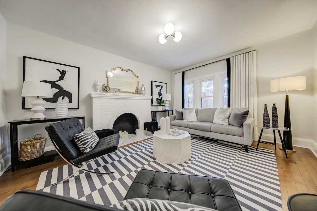 147 Roselawn