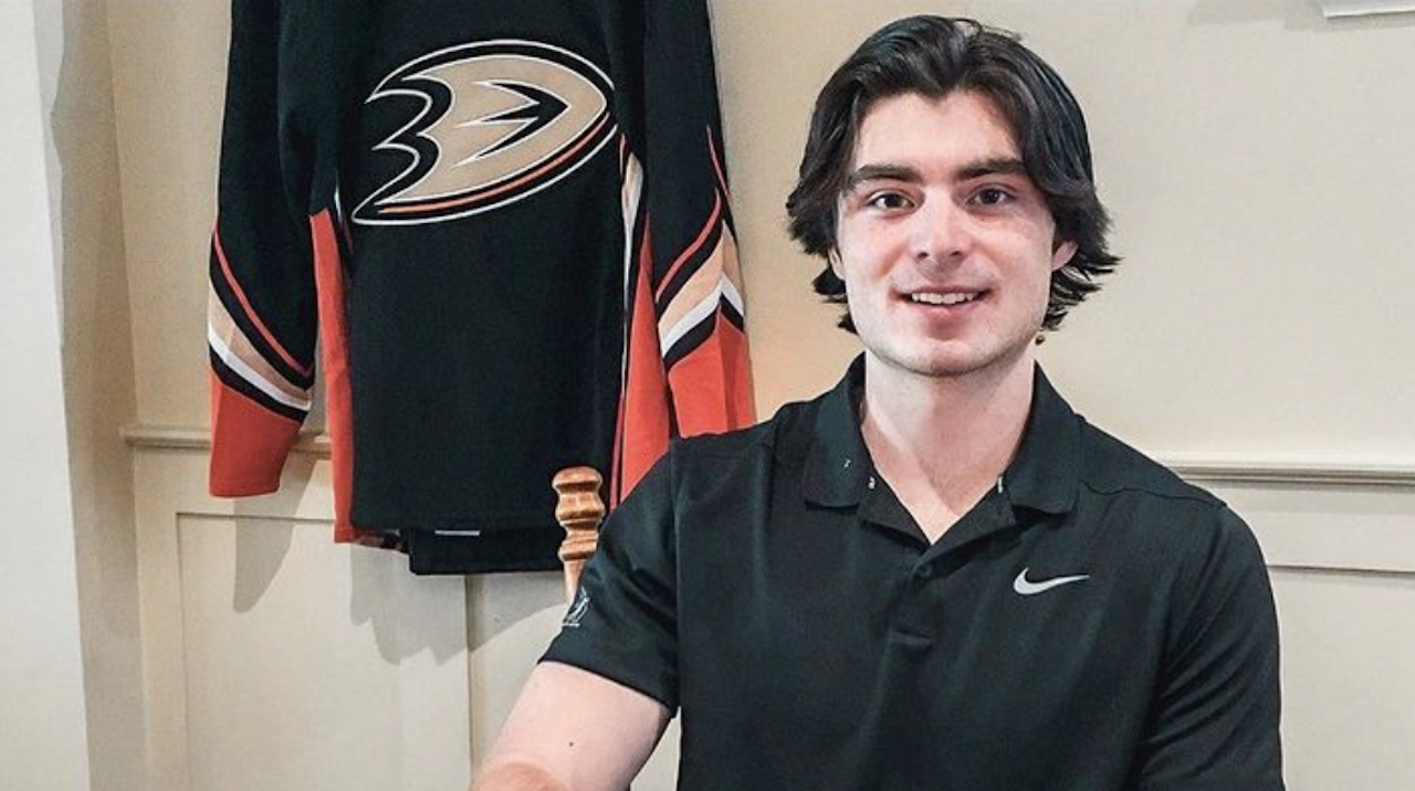Jamie Drysdale signing Ducks contract