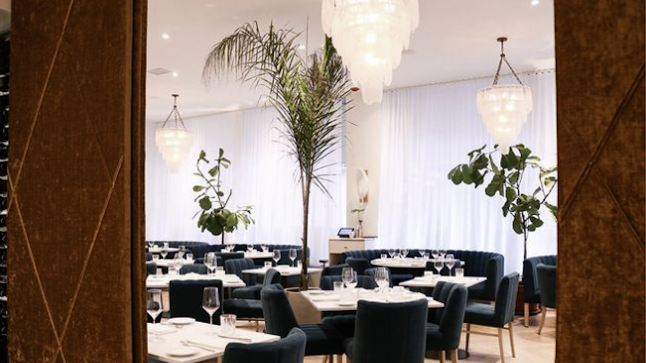 Carisma romantic restaurants