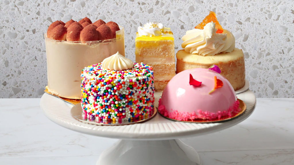 mini cakes