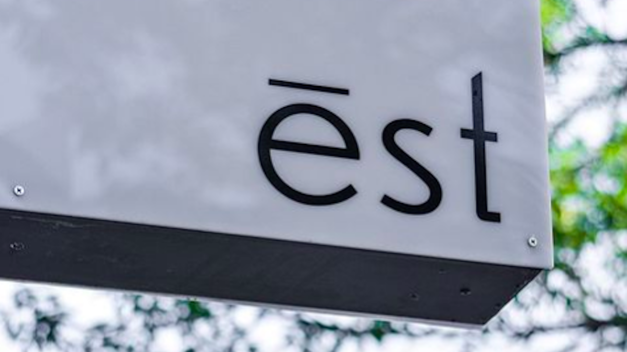 Est Restaurant