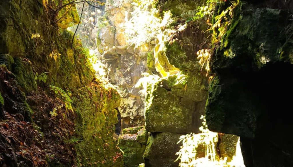 Ontario Caves in the Blue Mountains