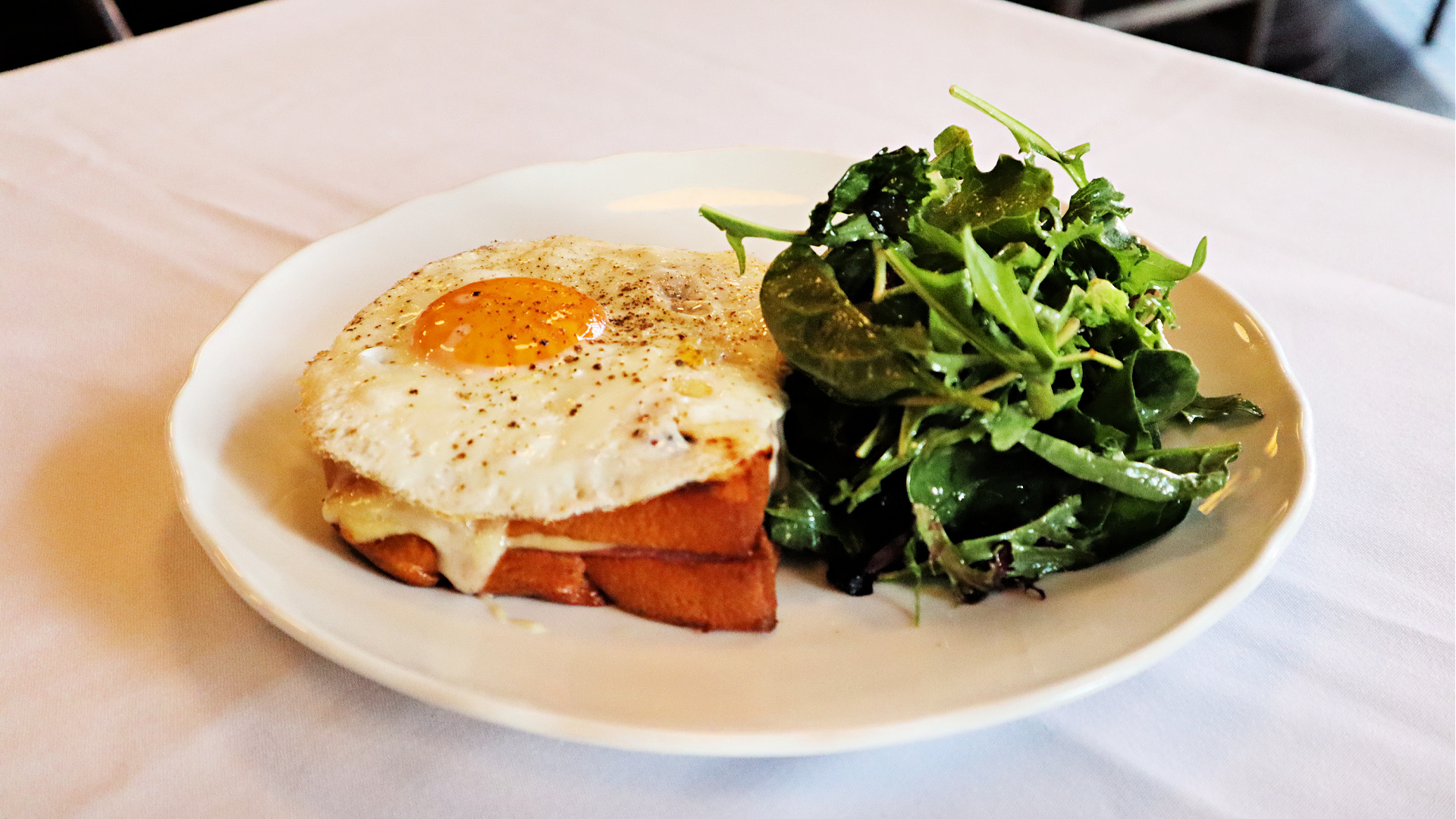 Croque Madame Le Select Bistro