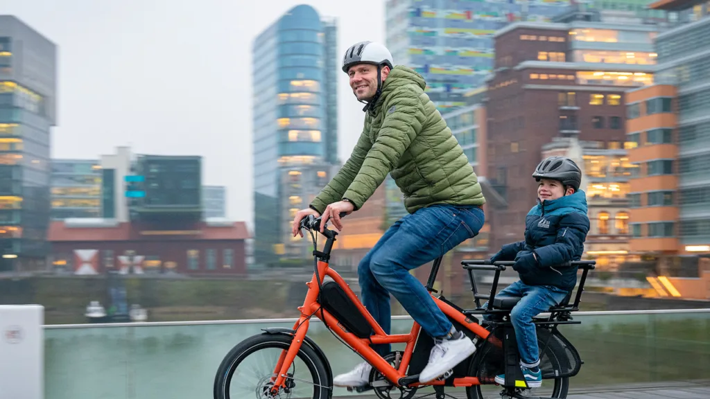 Toronto e-bikes