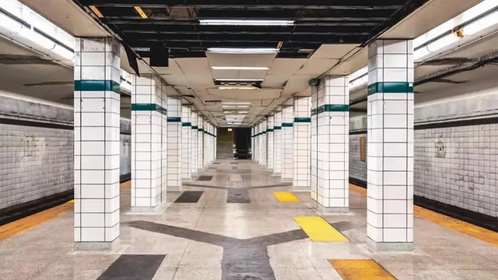 Lower Bay Station