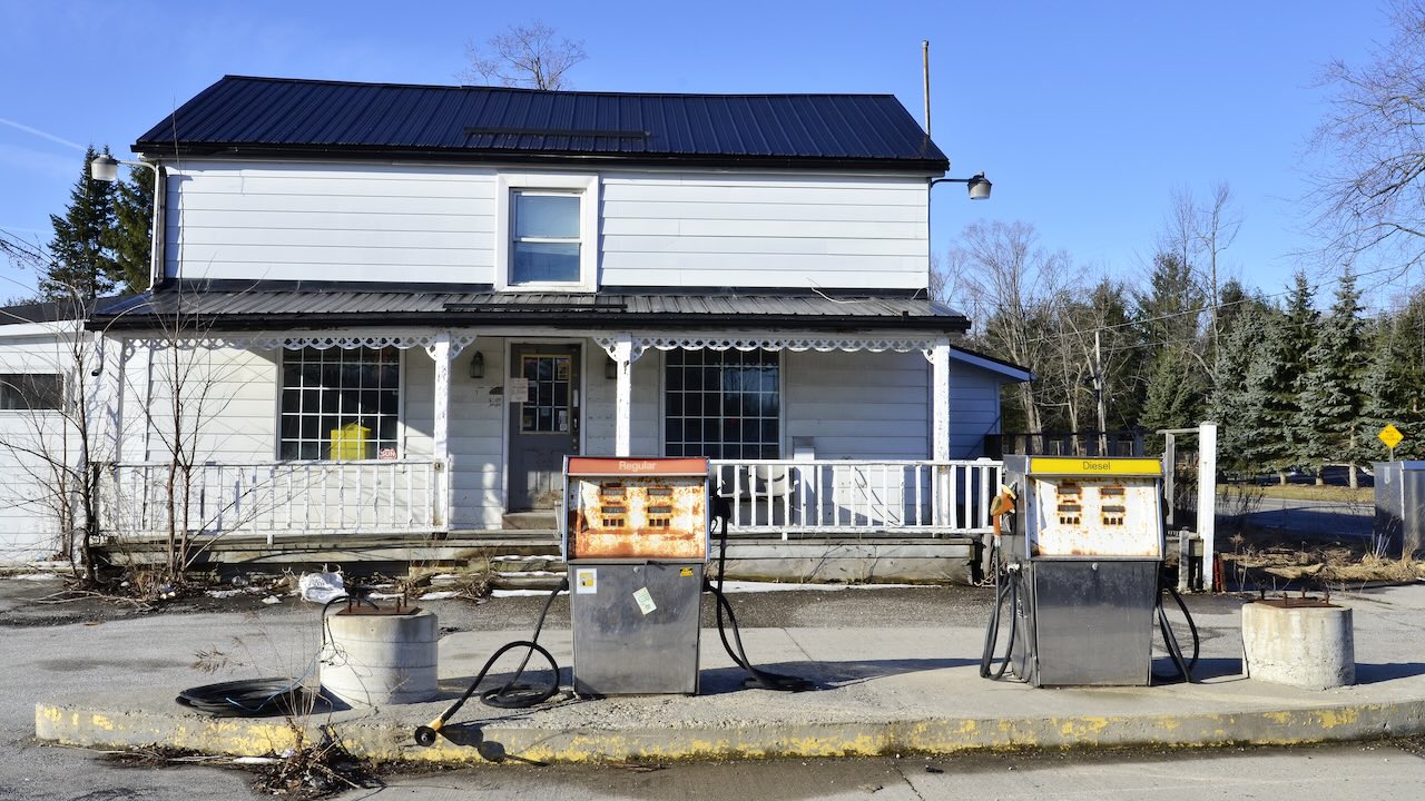 Abandoned business in Speyside