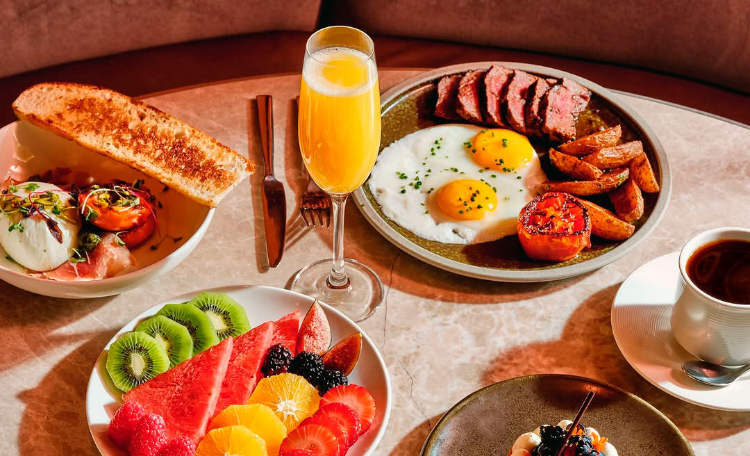 louix louis brunch