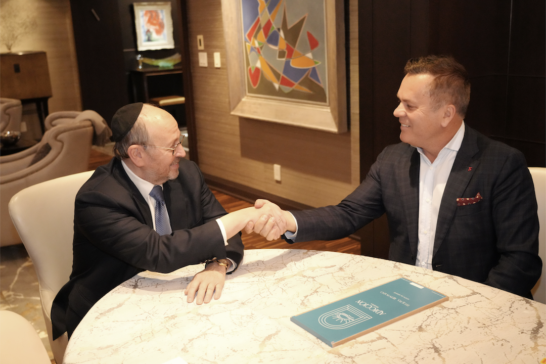 Food News 4 Mark Mandelbaum Chairman of Lanterra Developments with Michael Dabic co owner of Salt Grass & Rare