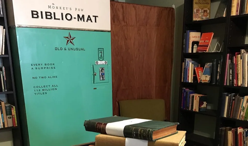 Bibliomatt book vending machine in Toronto