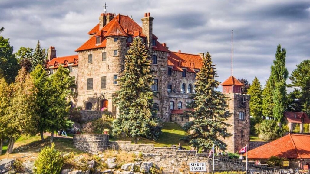 Singer Castle, 1000 Islands