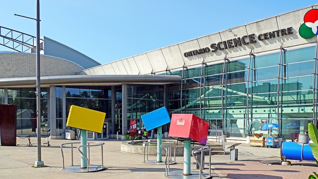 DSC00043 Ontario Science Centre (36405896753)