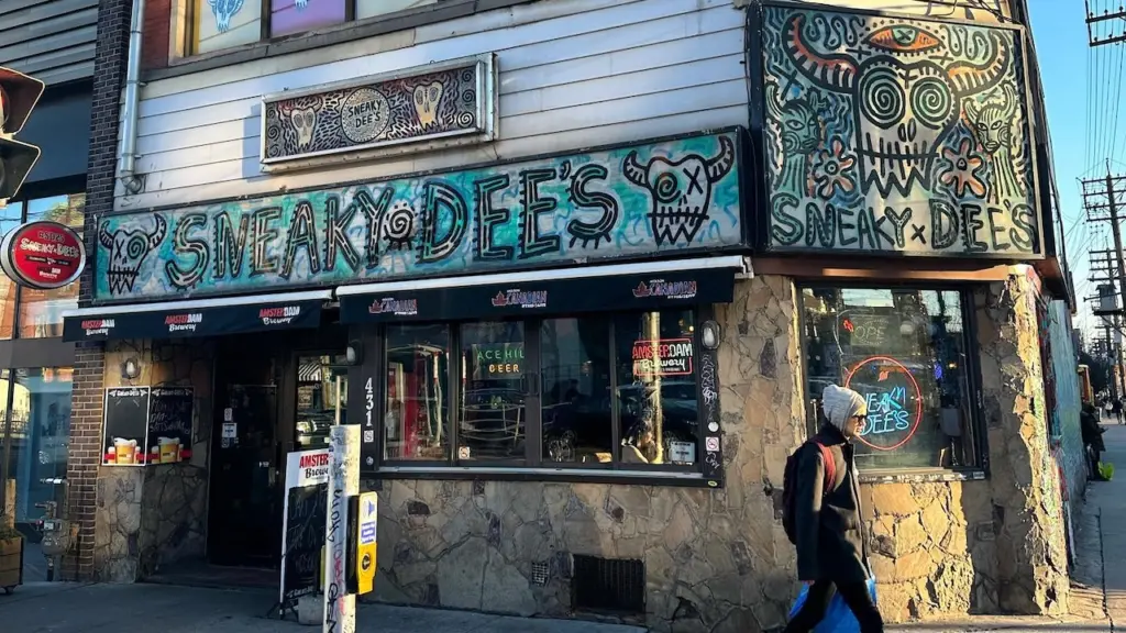 Sneaky Dee's